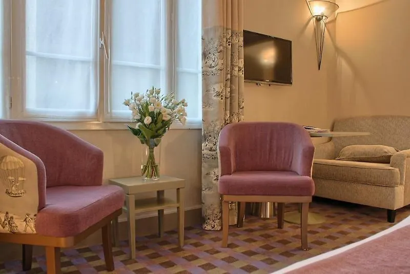 Hotel Foch Paris