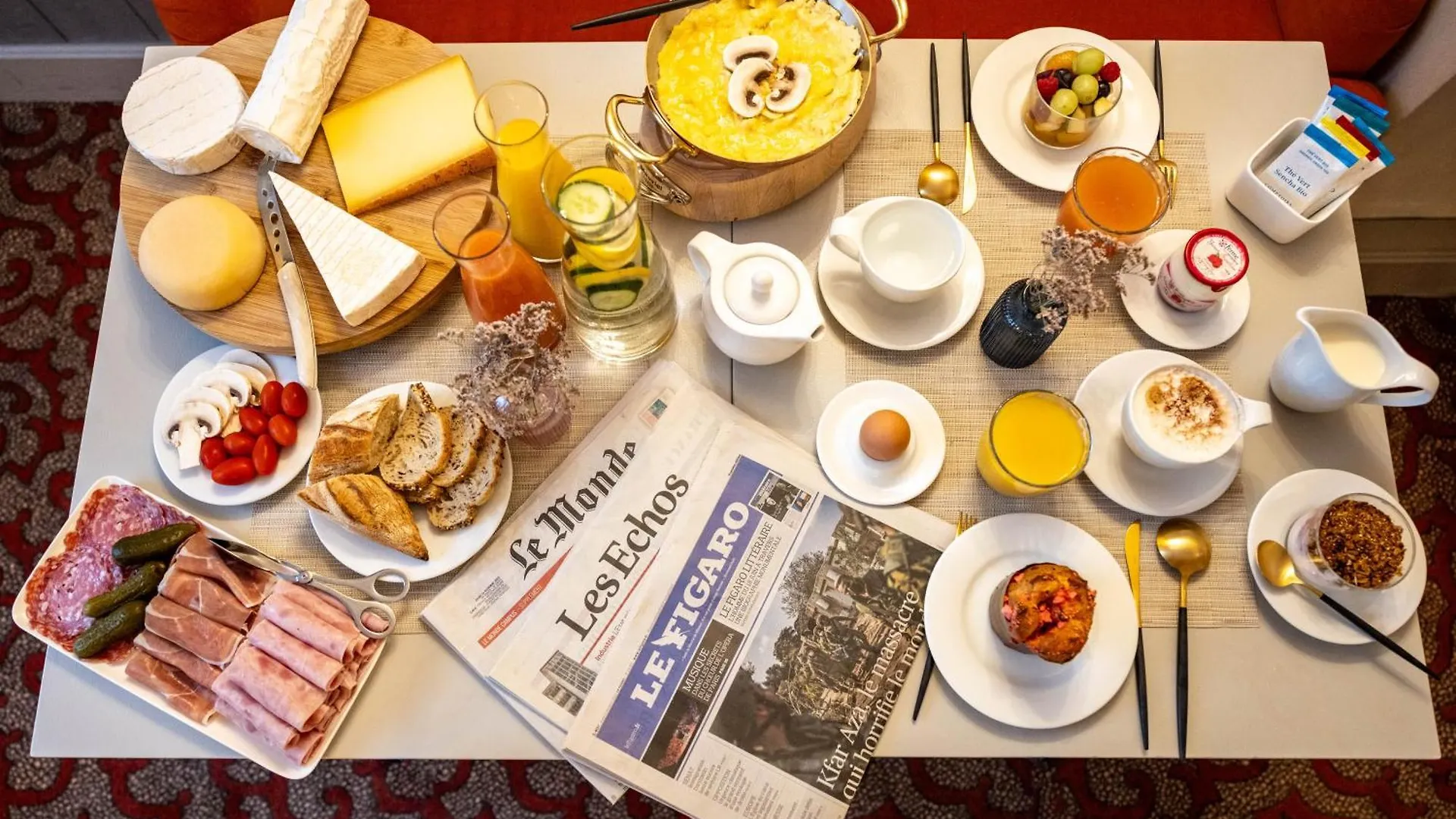 Hotel Foch 4*